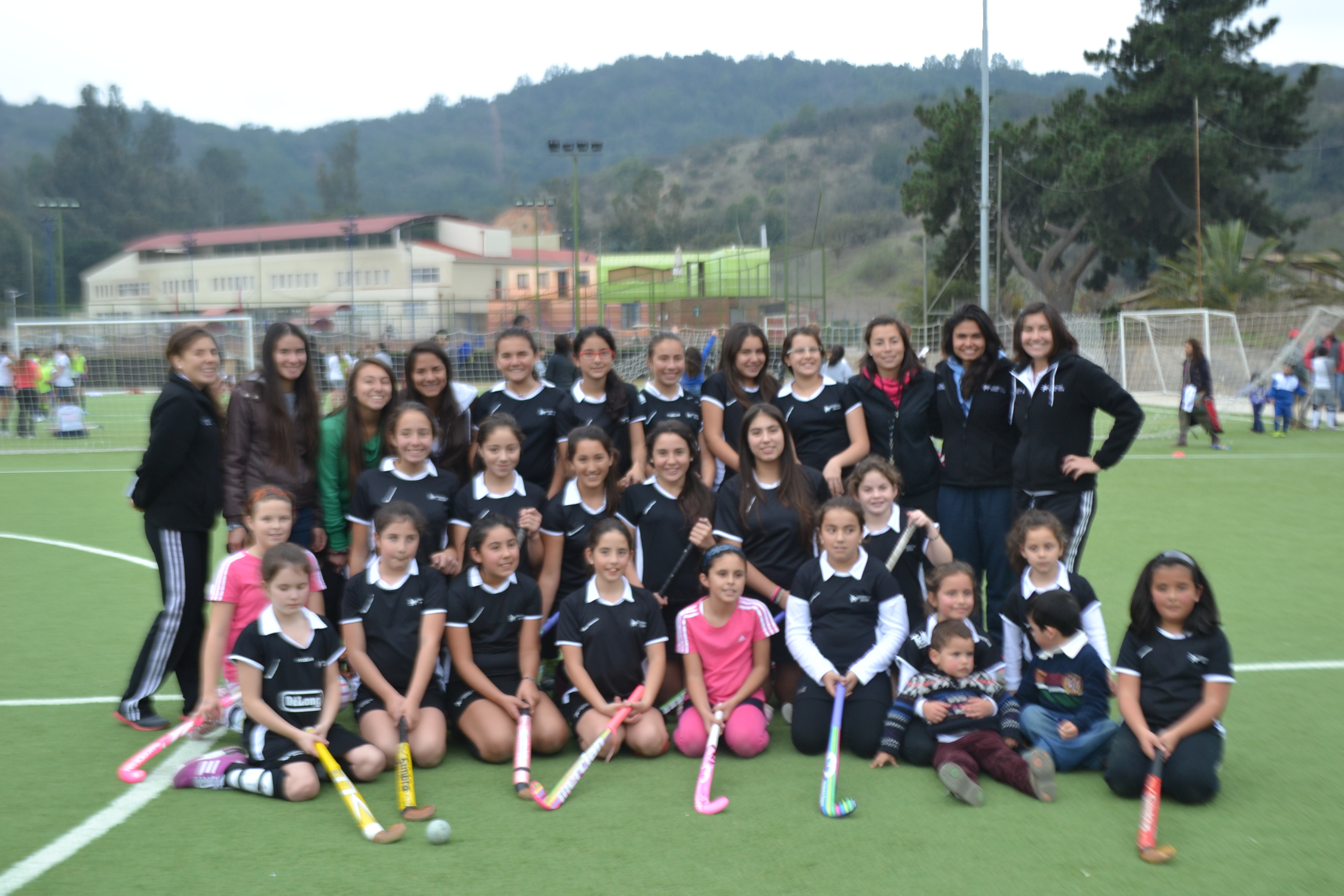 Gran presentación de las cuervitas en el torneo altomonte